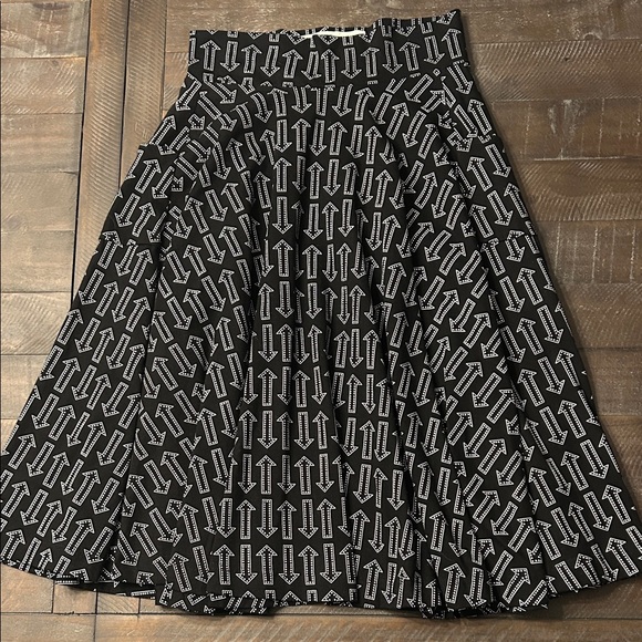 Effie's Heart Black and White Graphic Midi Skirt - Picture 1 of 4